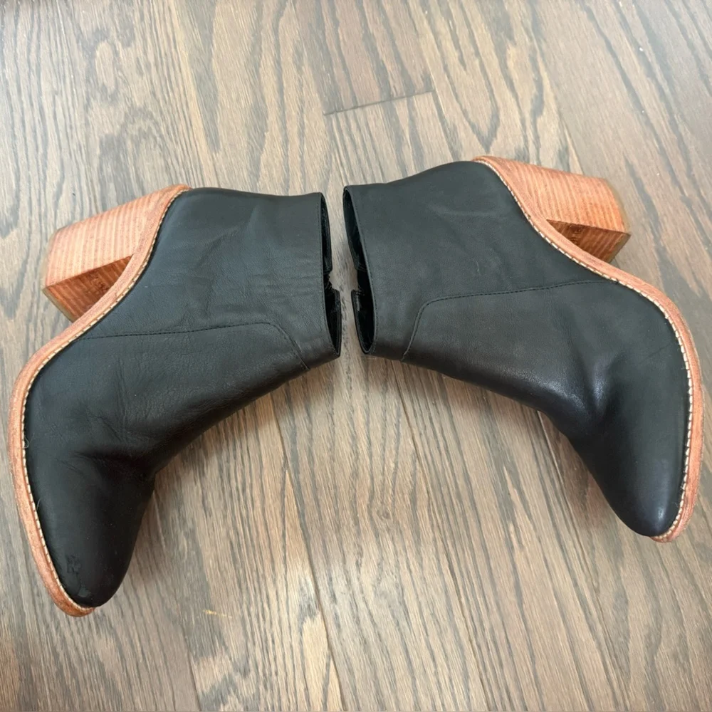Loeffler Randall Leather Stacked Heel Side Zip Ankle Boots Size 8.5